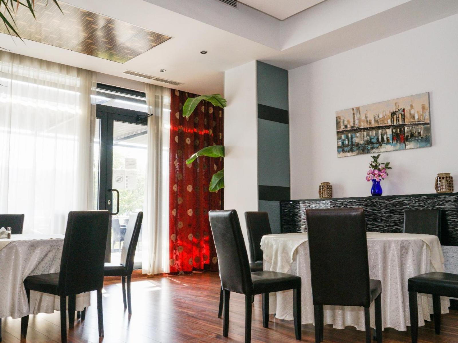 Criss Hotel