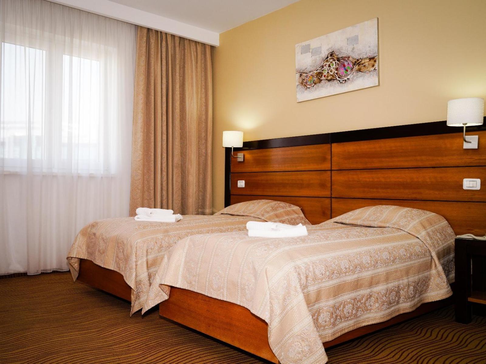 Criss Hotel